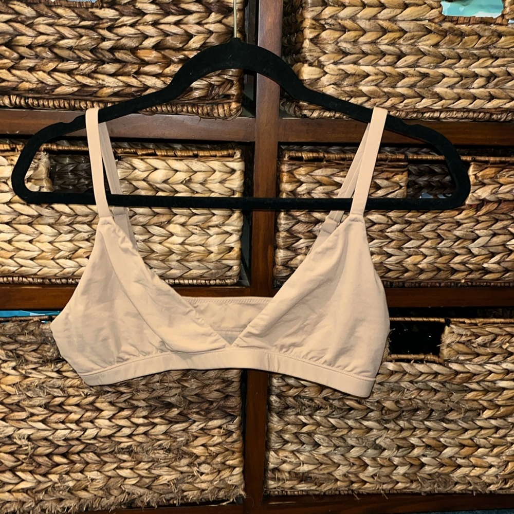 Skims triangle fits everyone bra